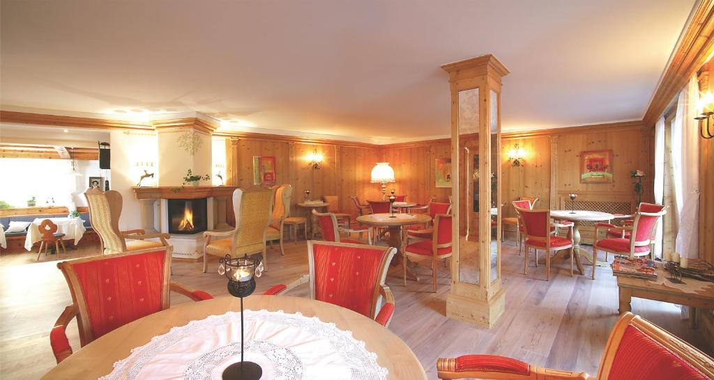 Hotel Dolomitenblick Collalbo Exterior photo