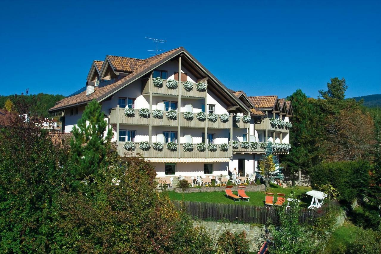 Hotel Dolomitenblick Collalbo Exterior photo